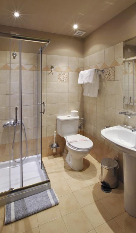 לגאדיה Kentrikon Hotel חדר תמונה