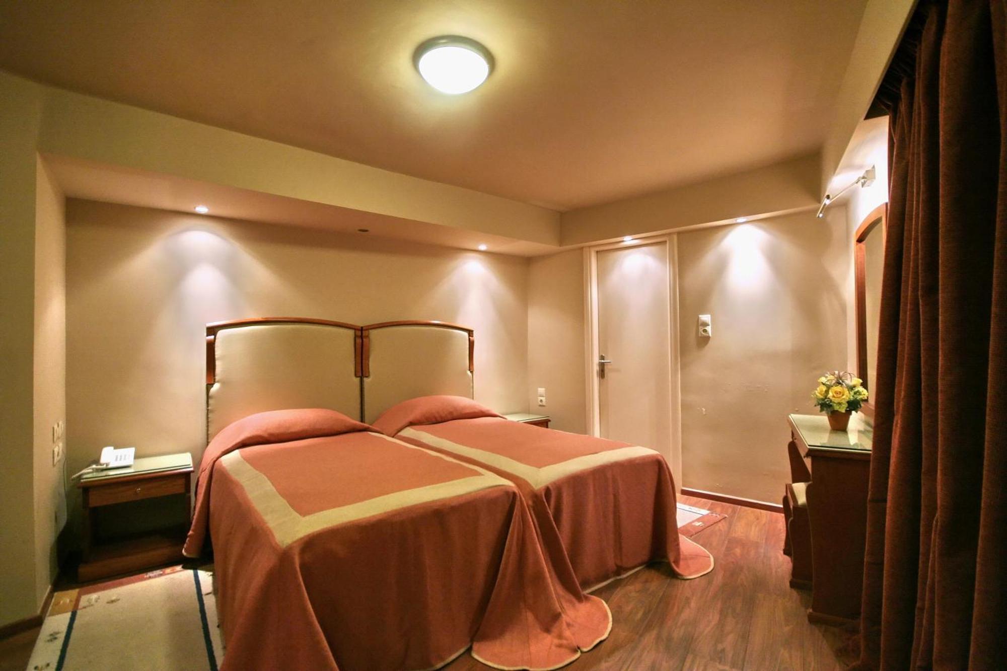לגאדיה Kentrikon Hotel חדר תמונה